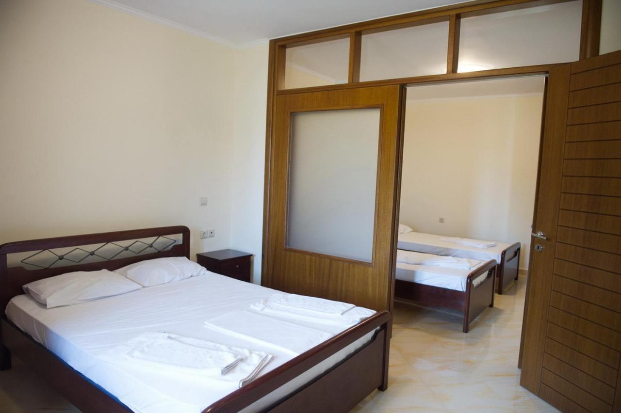 Calypso Luxury Studios Vasiliki  Ngoại thất bức ảnh