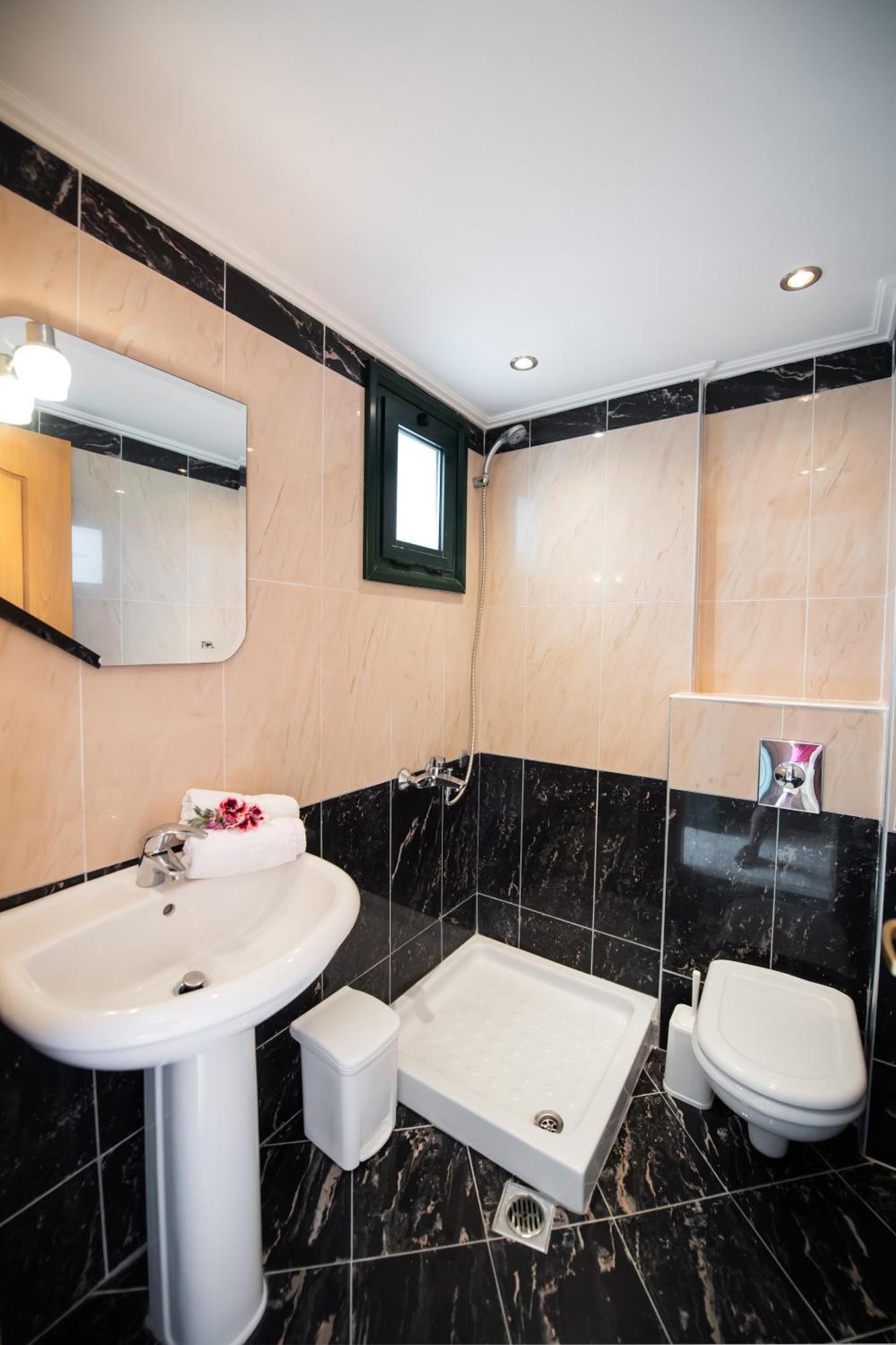 Calypso Luxury Studios Vasiliki  Ngoại thất bức ảnh