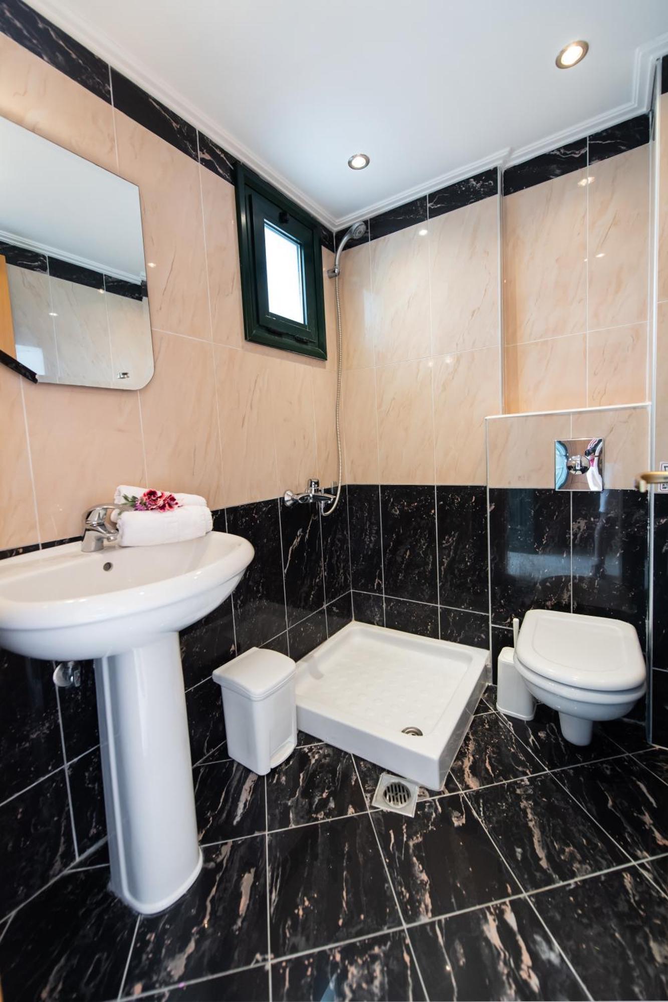 Calypso Luxury Studios Vasiliki  Ngoại thất bức ảnh
